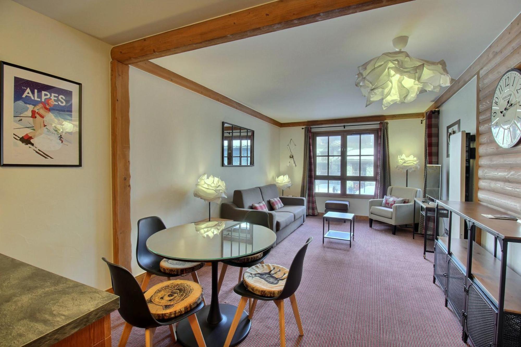 Arc 1950 - Appartement Moderne - Sauna Hammam Jacuzzi - 4 Personnes Les Arcs  外观 照片